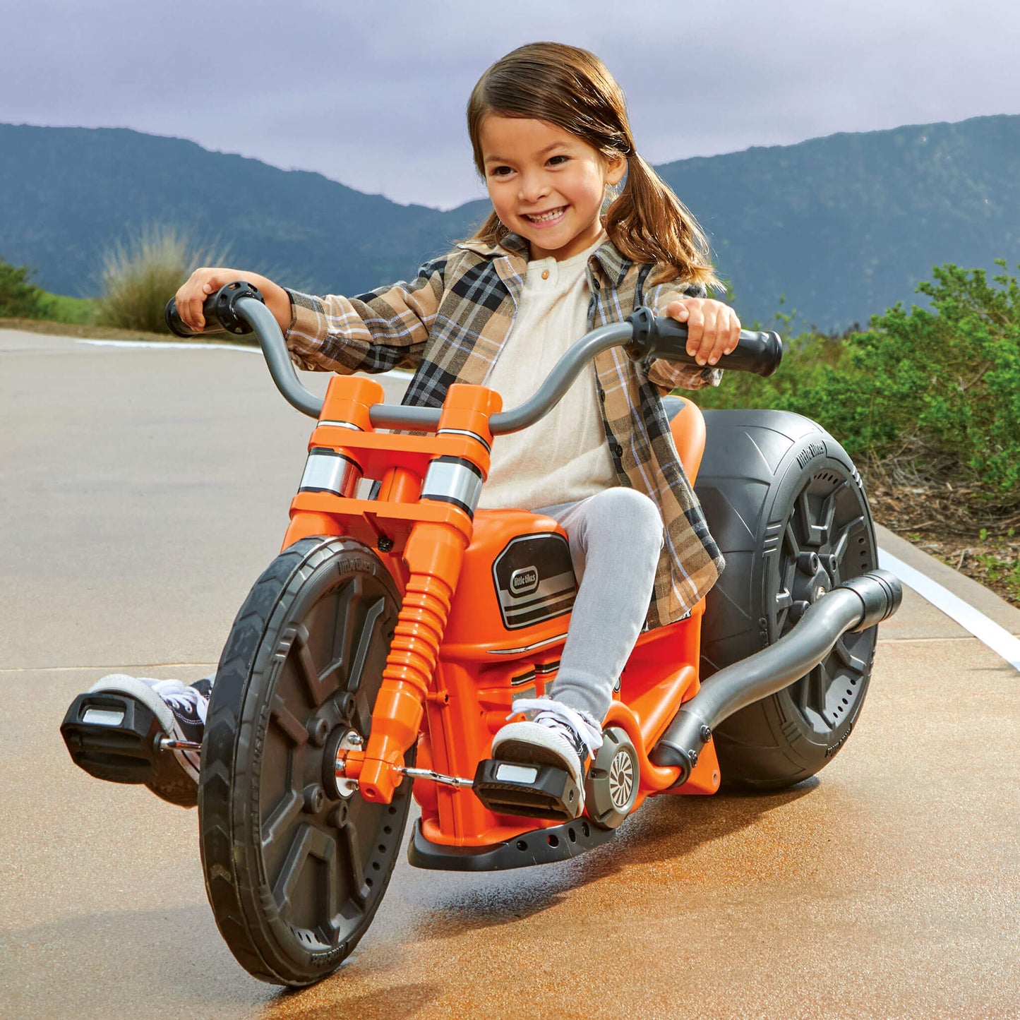 Street Burner™ Pedal Motorcycle for Kids | Little Tikes