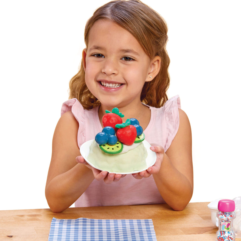 Little Tikes Creative Chefs™ Bluey - Pavlova Kit