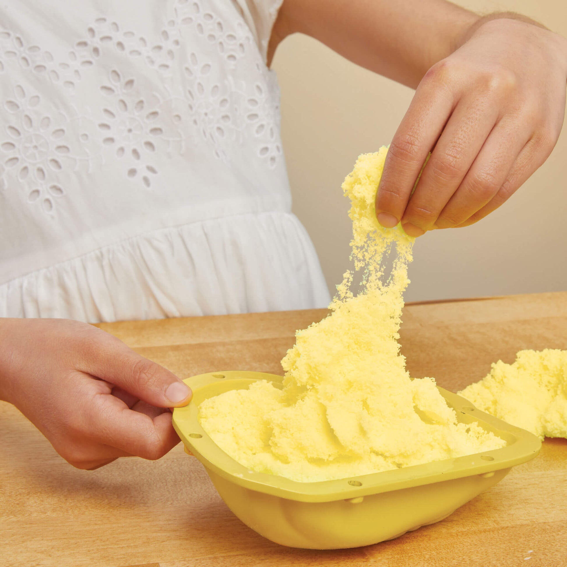 Little Tikes Creative Chefs™ Bluey - Duck Cake Kit