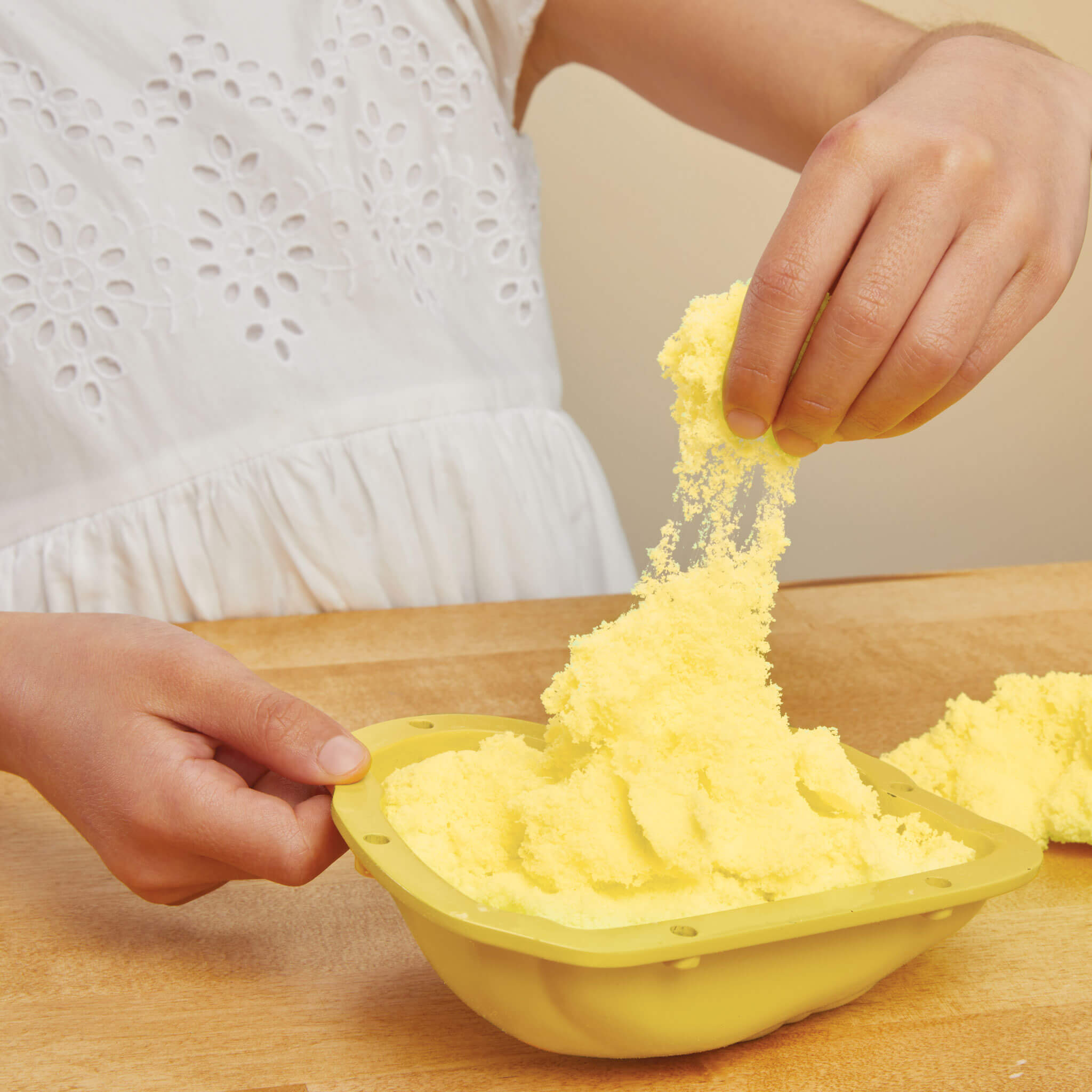 Little Tikes Creative Chefs™ Bluey - Duck Cake Kit