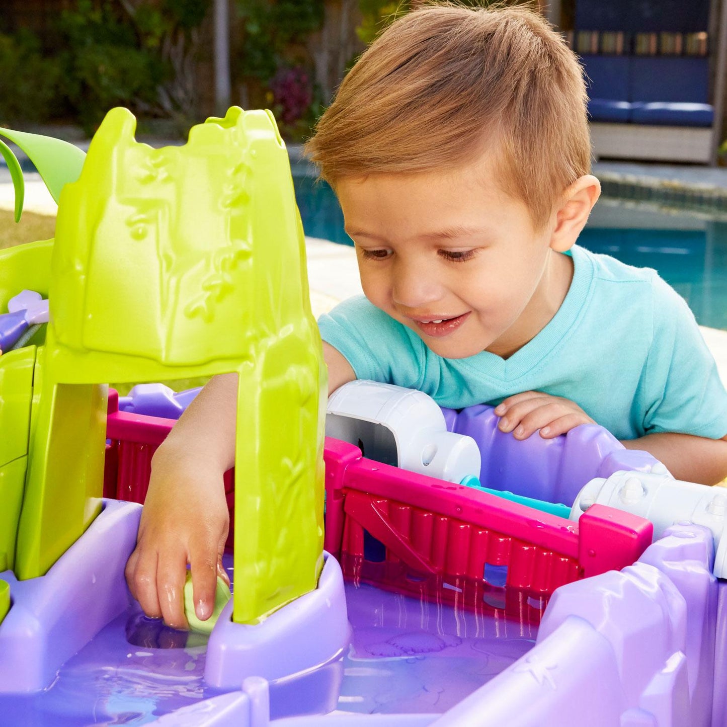 Mermaid Island Wavemaker Water Table | Little Tikes