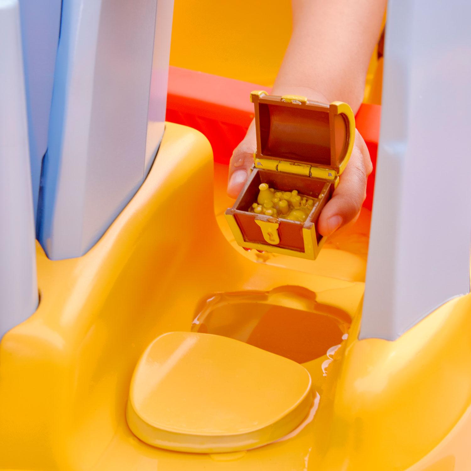 Little Tikes Island Wavemaker Water Table