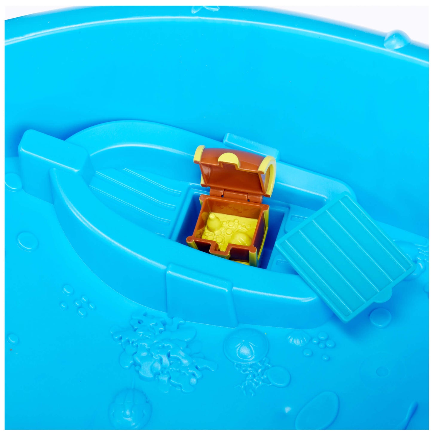 Treasure Island Water Table with Wave Maker | Little Tikes