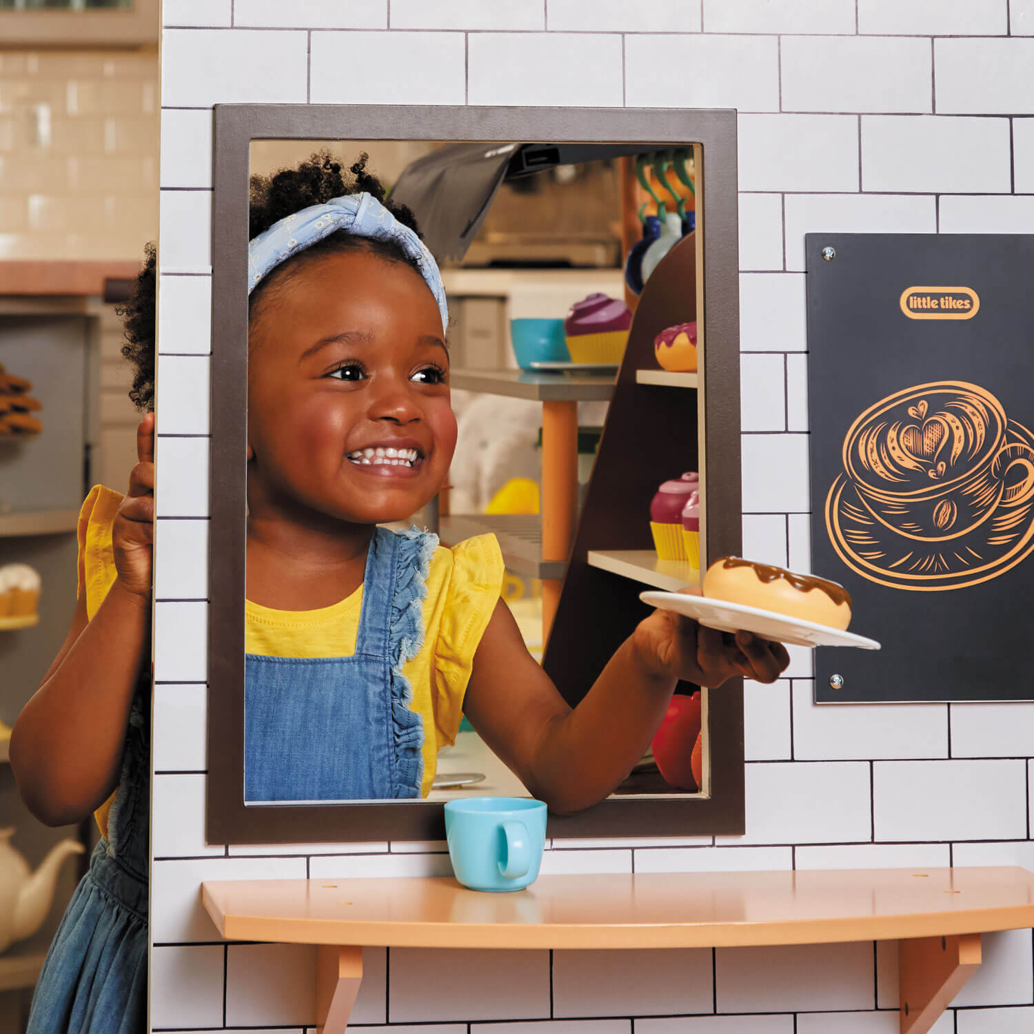 Little Tikes Café & Bakery Toddler Playset
